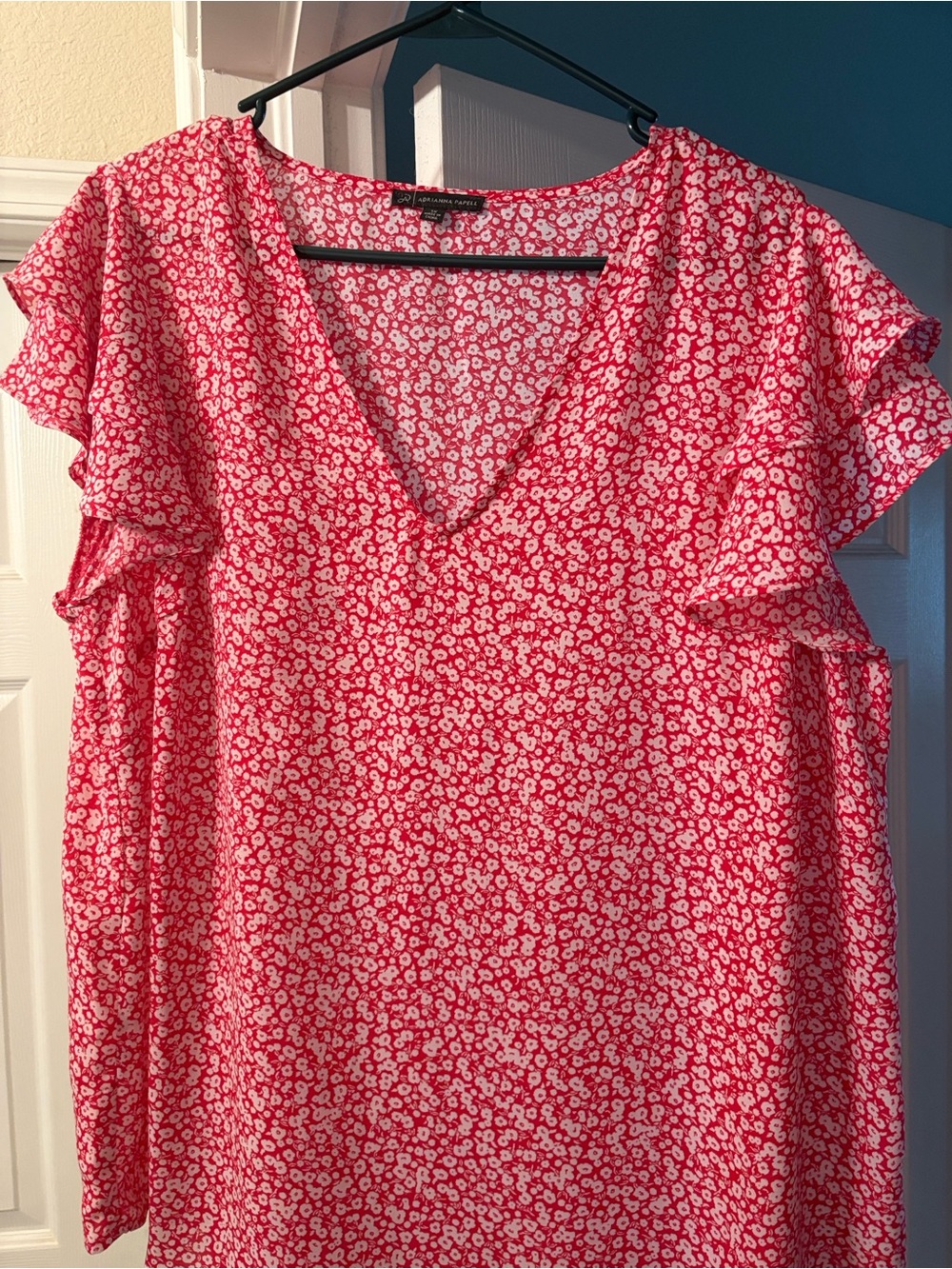 Adrianna Papell Red Floral V-Neck Ruffle Sleeve Top
